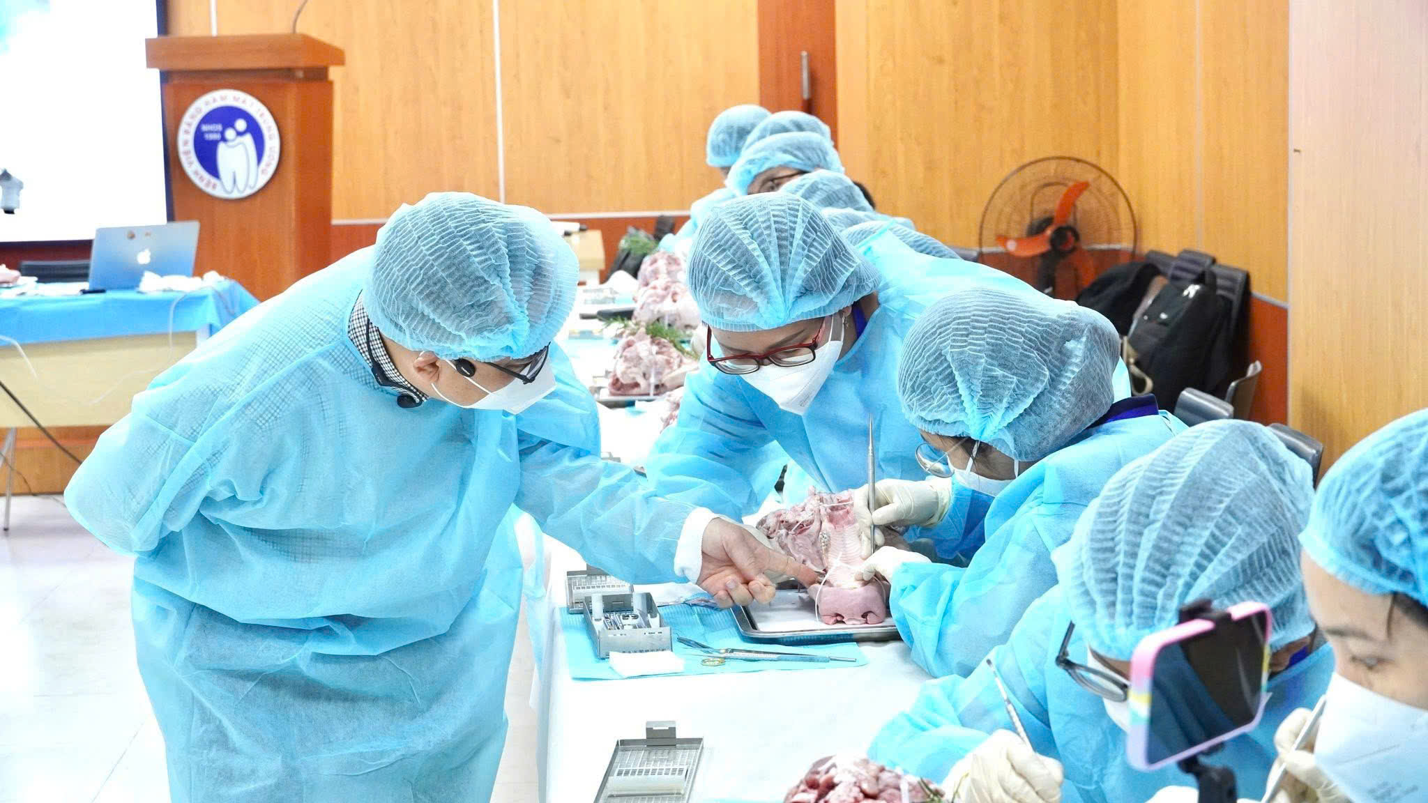 Bệnh viện răng hàm mặt trung ương TPHCM