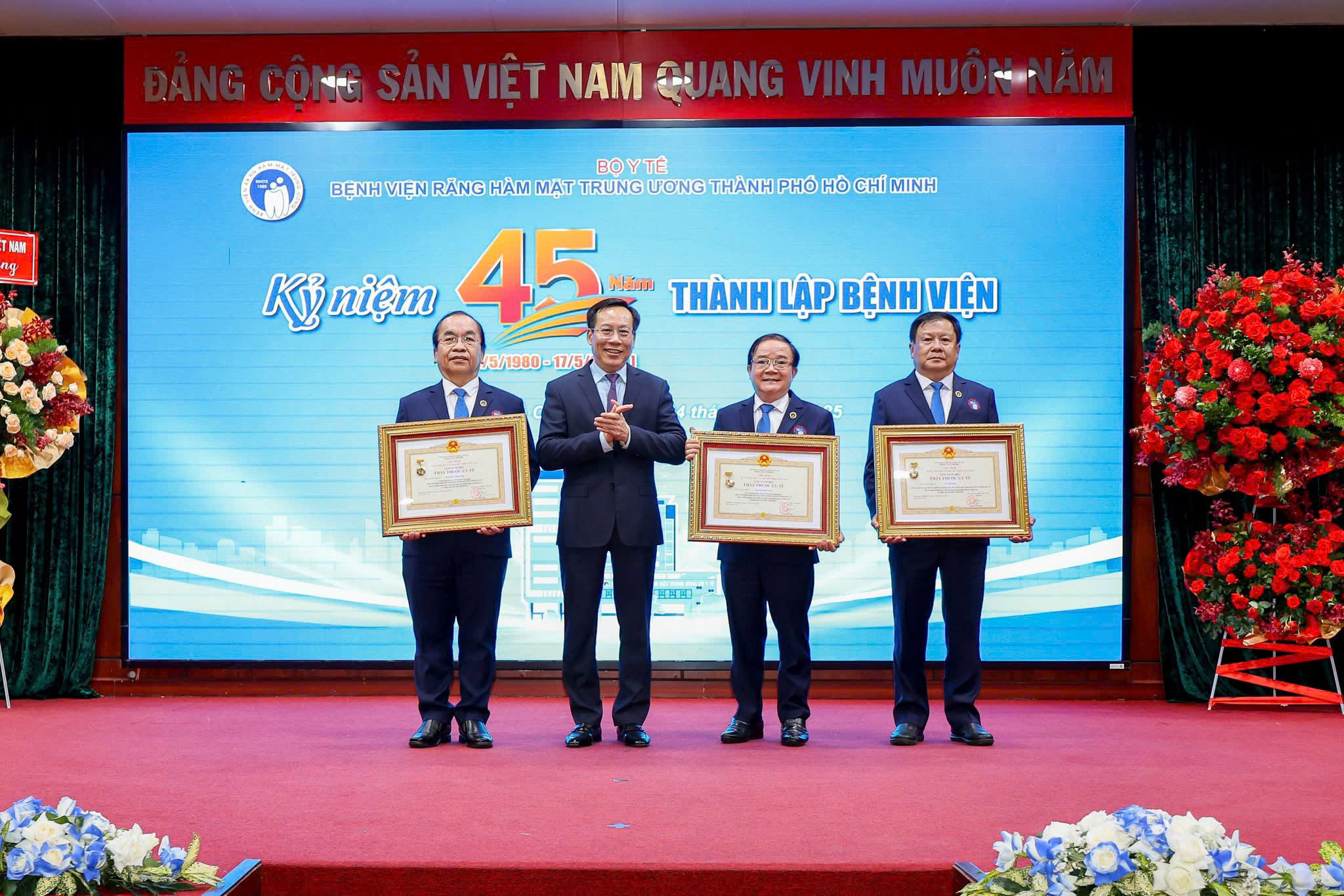 Bệnh viện răng hàm mặt trung ương TPHCM Bệnh viện răng hàm mặt trung ương TPHCM