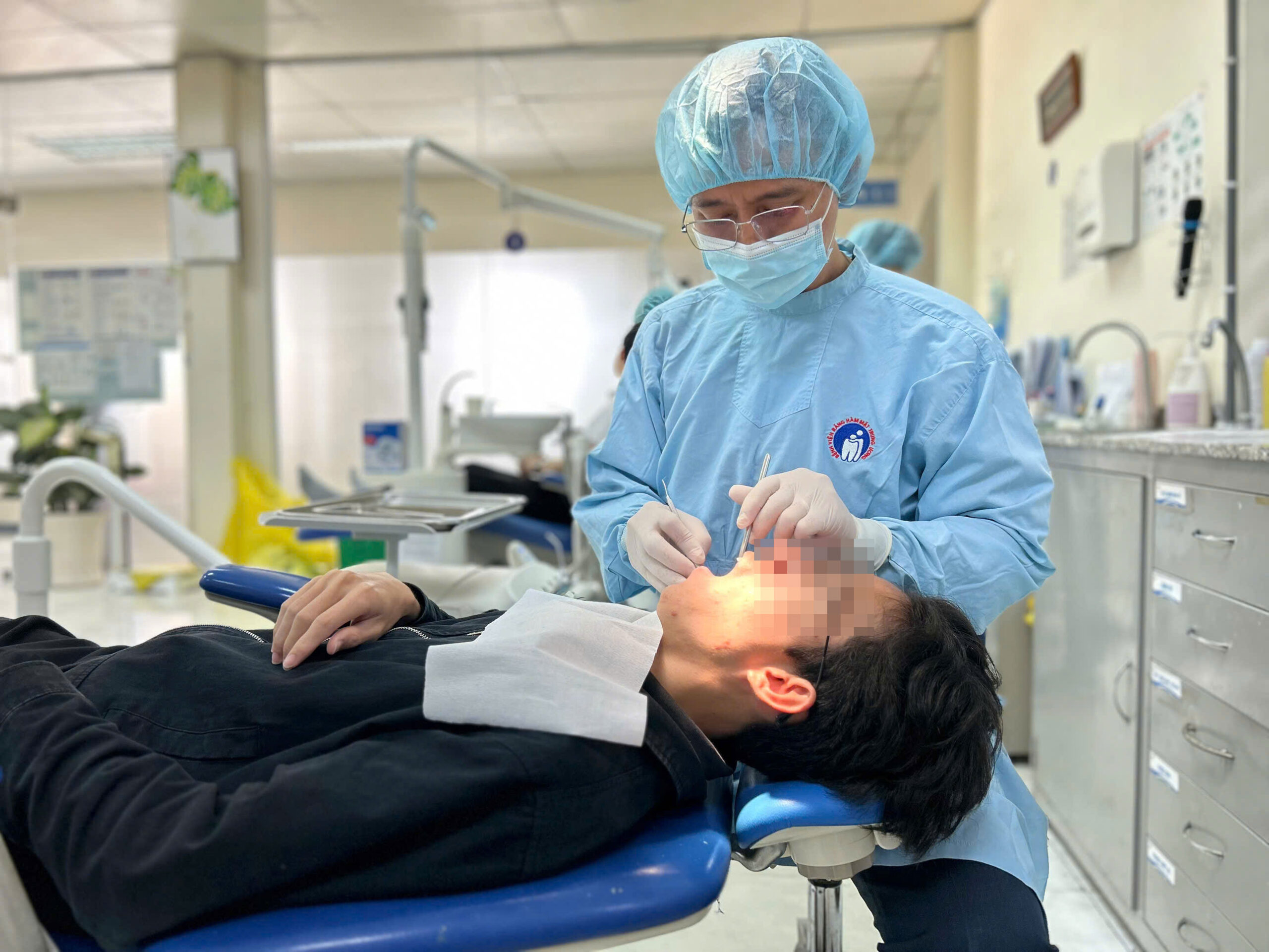 TẨY TRẮNG RĂNG CÁC PHƯƠNG PHÁP PHỔ BIẾN TẨY TRẮNG RĂNG CÁC PHƯƠNG PHÁP PHỔ BIẾN