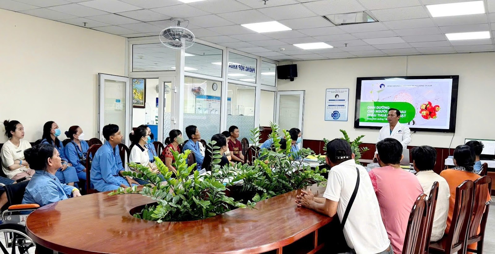 Bệnh viện răng hàm mặt trung ương TPHCM Bệnh viện răng hàm mặt trung ương TPHCM