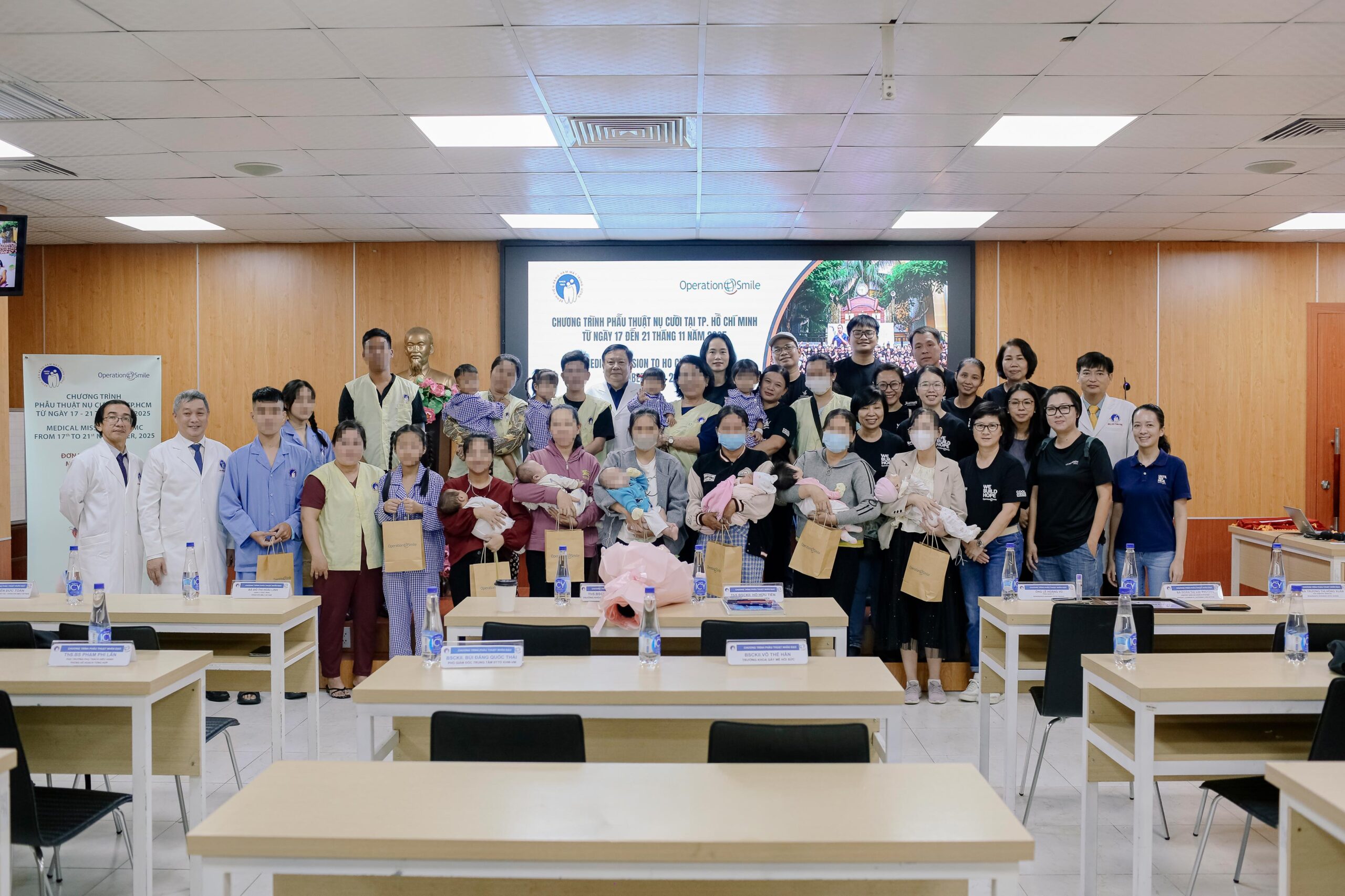 Chương trình phẫu thuật nhân đạo cho trẻ bị dị tật khe hở môi – vòm miệng tháng 11/2025