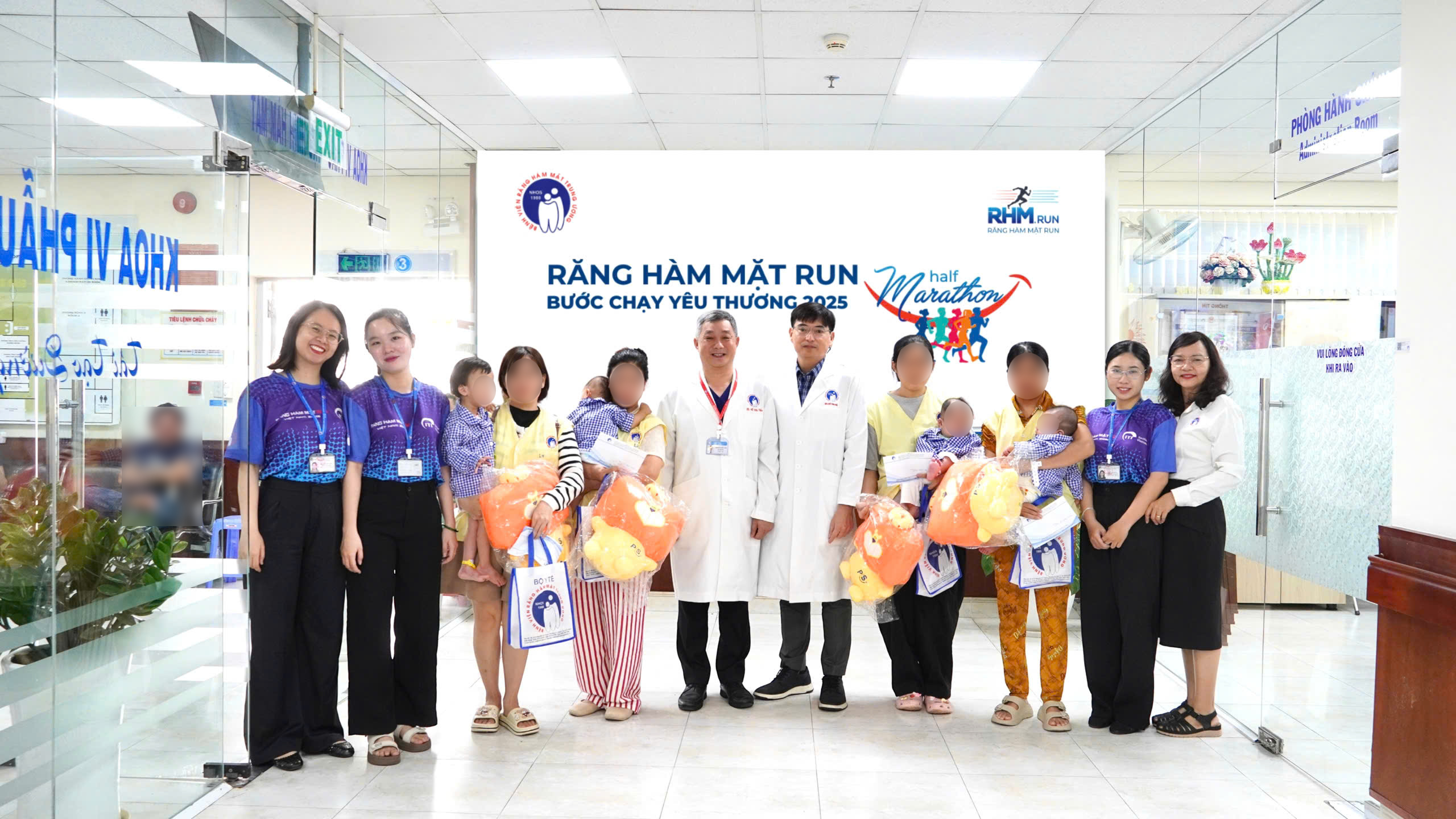 Nụ cười mới đã được thắp trên môi các em – từ những bước chân và tấm lòng nhân ái